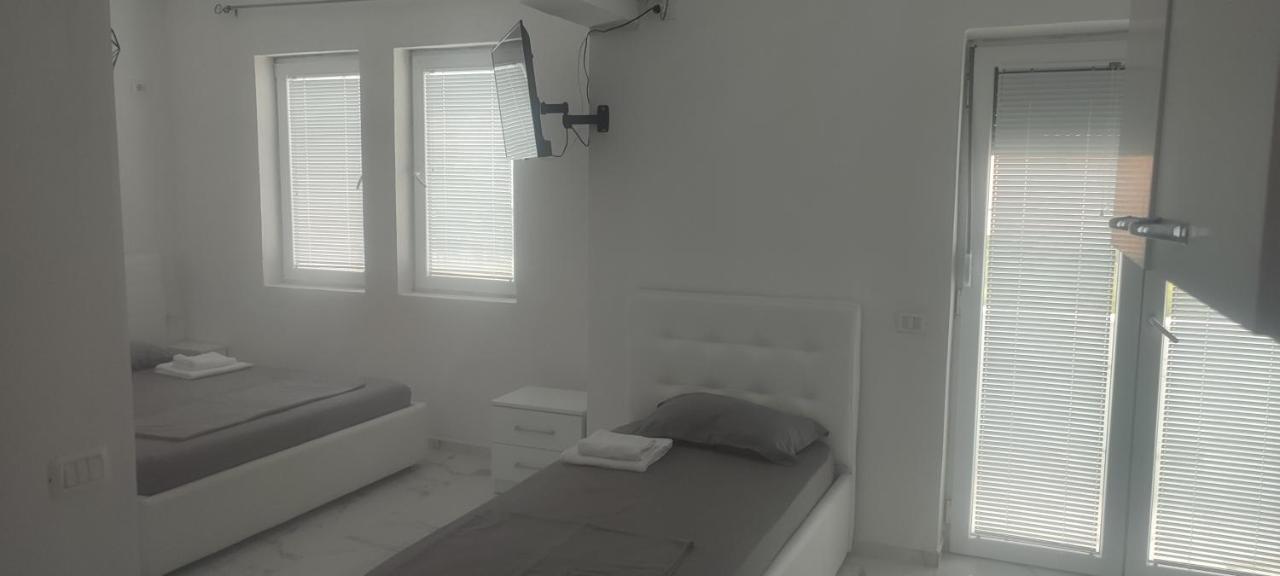 Golem Apartment Esterno foto
