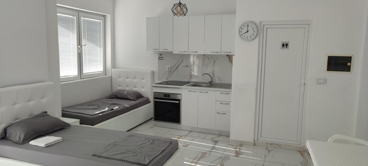 Golem Apartment Esterno foto