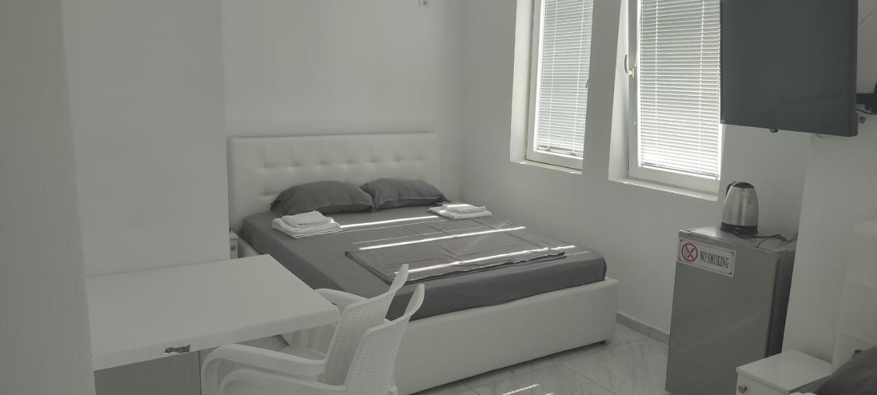 Golem Apartment Esterno foto