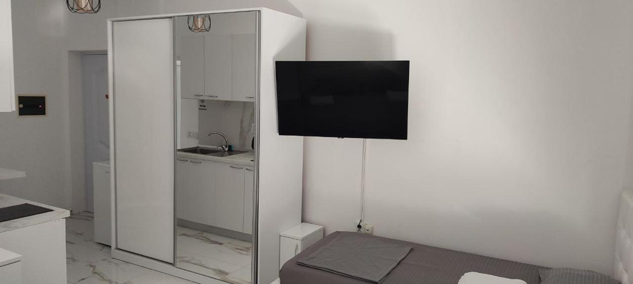 Golem Apartment Esterno foto