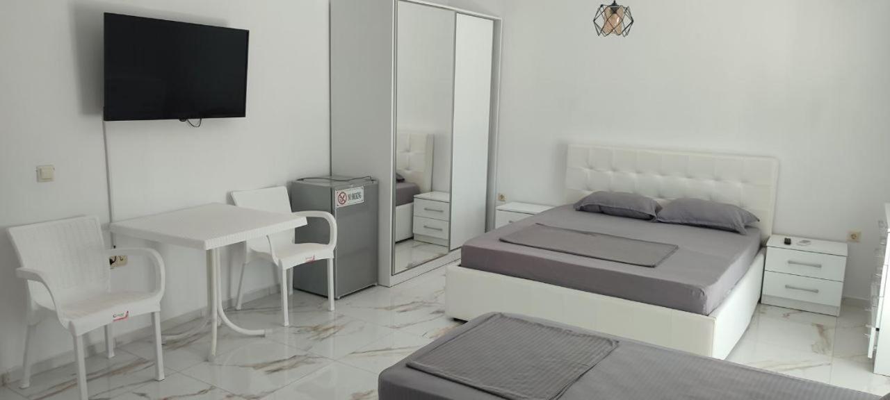 Golem Apartment Esterno foto